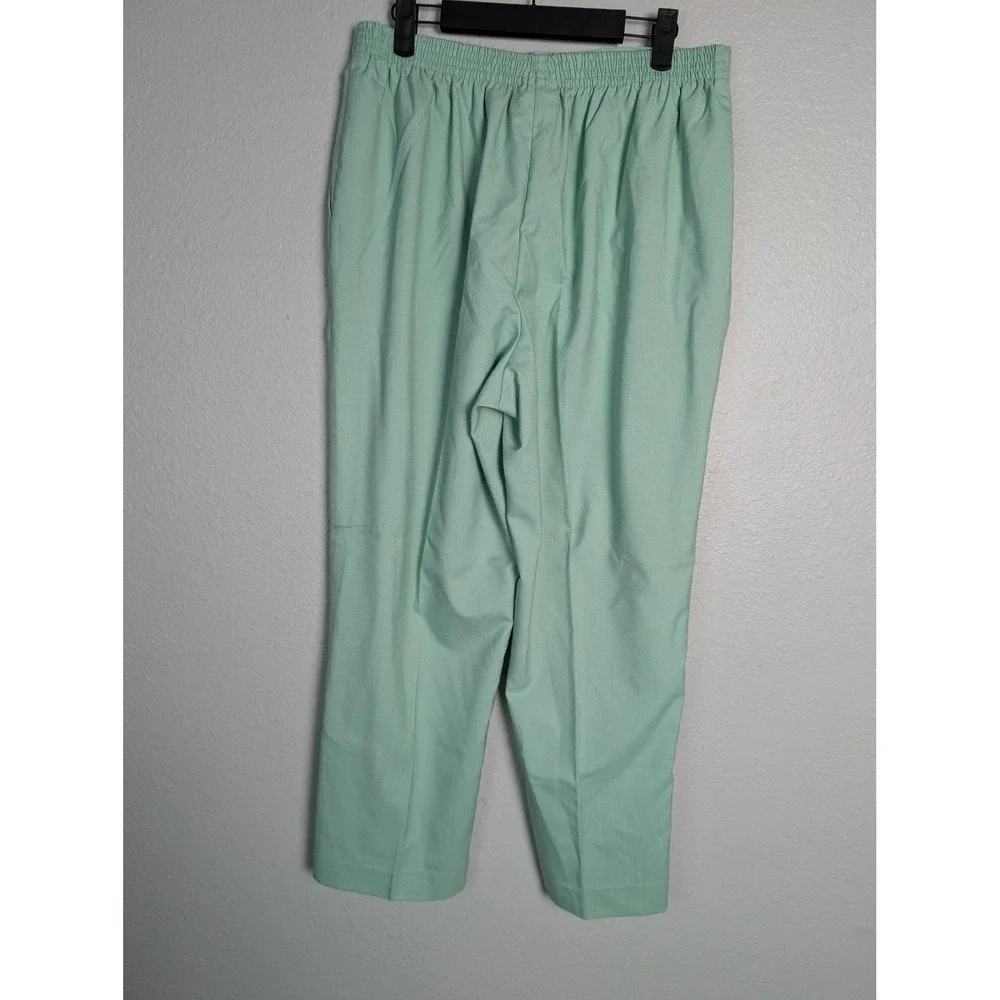 Alfred Dunner Dress Pants Womens‎ 14 Green Pull On Straight Leg Elastic Waist